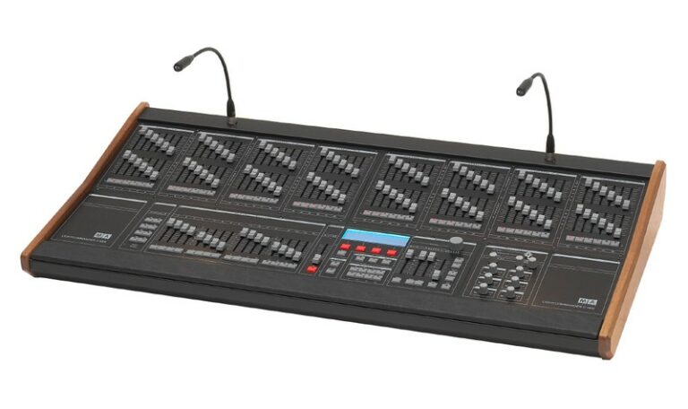 PUPITRE LIGHTCOMMANDER 48/96 MA LIGHTING